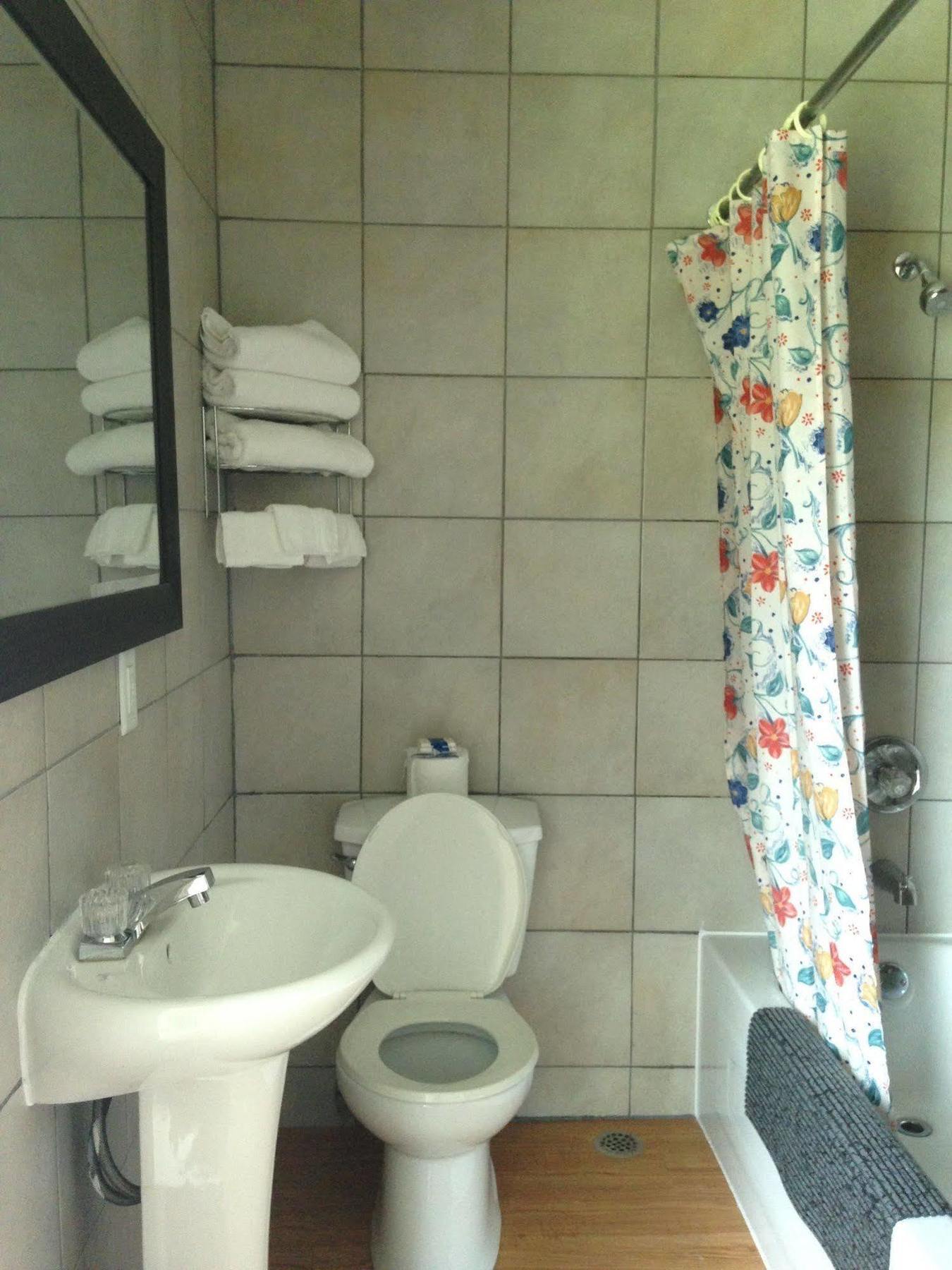 Motel Econonuit Шербрук Екстер'єр фото