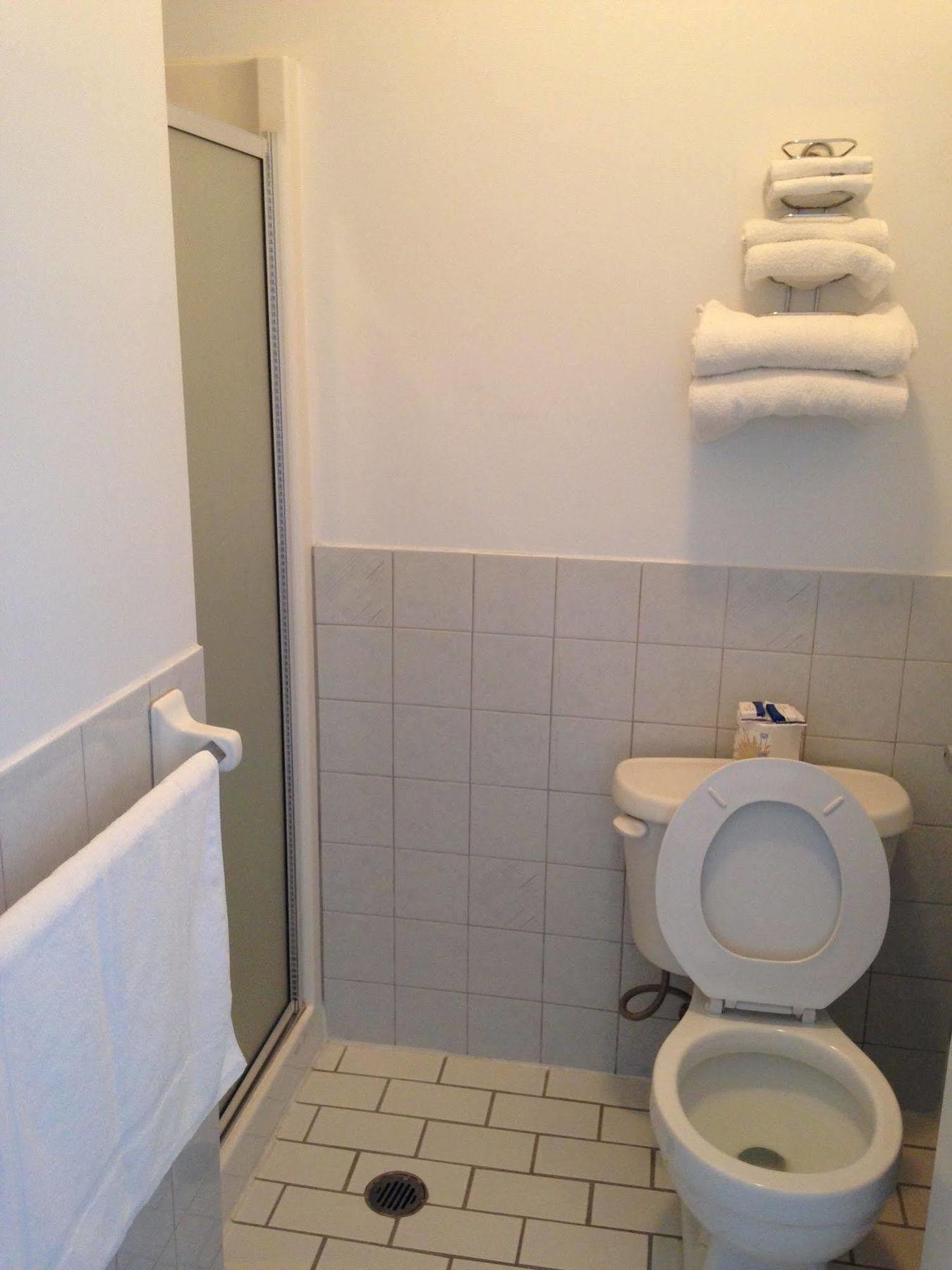 Motel Econonuit Шербрук Екстер'єр фото